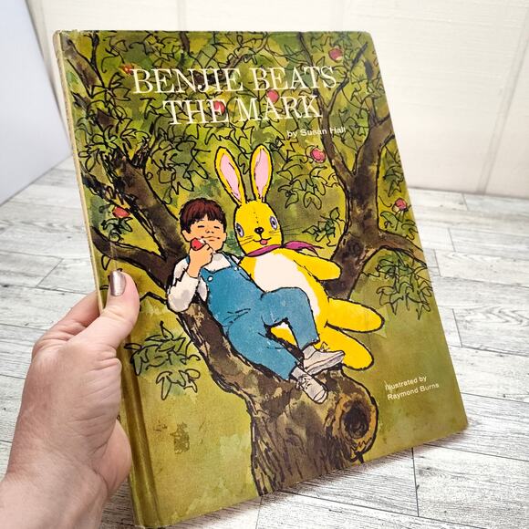 Benjie Beats the Mark by Susan Hall Kids Hardcover 1970‎ Vtg - Picture 1 of 13